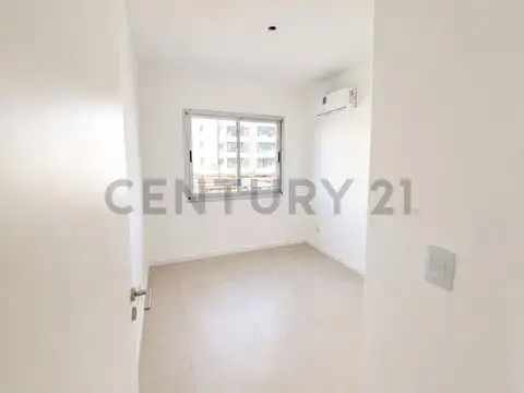 DEPARTAMENTO EN VENTA 3 AMBIENTES CON JARDIN PRIVADO EN PILAR LAGOON