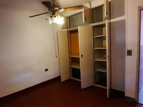 Depto Tipo Casa 2 ambientes con 1 baño