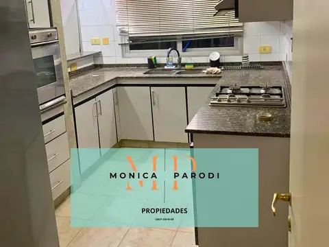 Casa 5 ambientes con 2 baños