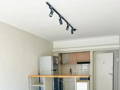 Departamento en Venta en Plaza Colon, USD 65.000