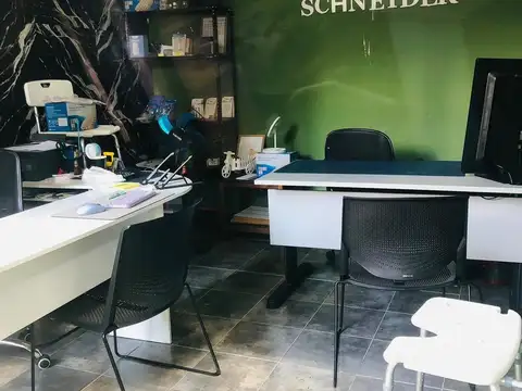 Venta local comercial en Pocitos, con Renta