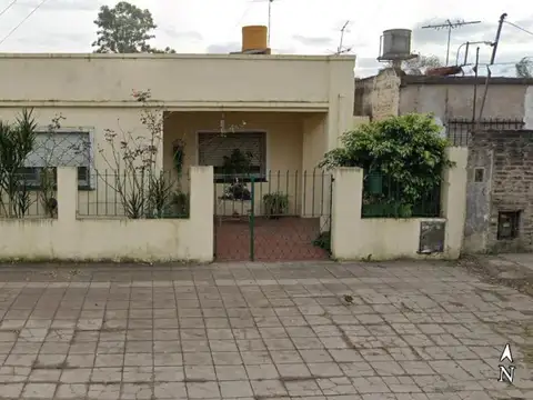 Vivienda en excelente ubicacion sobre Orden 323, Glew
