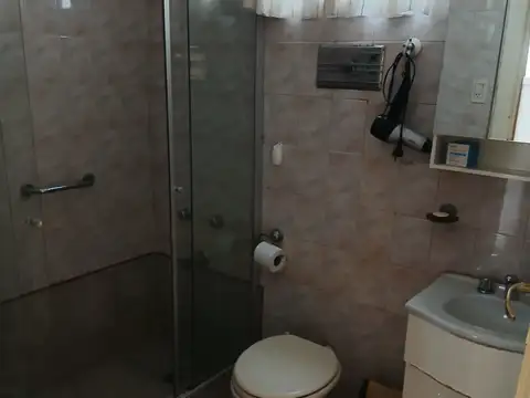 Depto Tipo Casa 2 ambientes con 1 baño