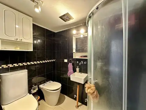 Casa con galpón en Matheu