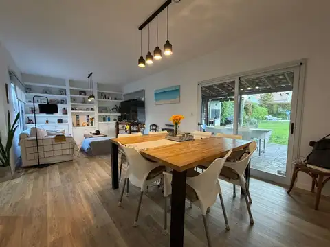 Casa en Venta en Los Ceibos, USD 429.000