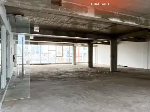 Oficina 2 ambientes con 3 baños