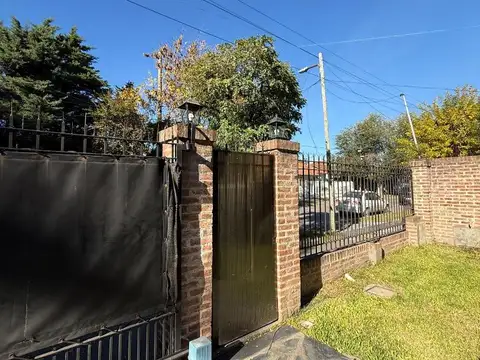 Casa en Venta en Monte Grande, USD 158.000