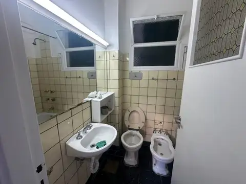 VENTA DEPTO 3 DORM / DEPENDENCIA EN ONCE (CABA)