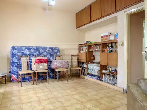 Casa 4 ambientes con 1 baño