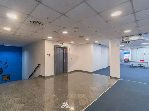 Oficina Monoambiente con 8 baños