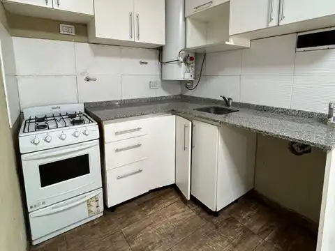 Depto Tipo Casa 3 ambientes con 1 baño