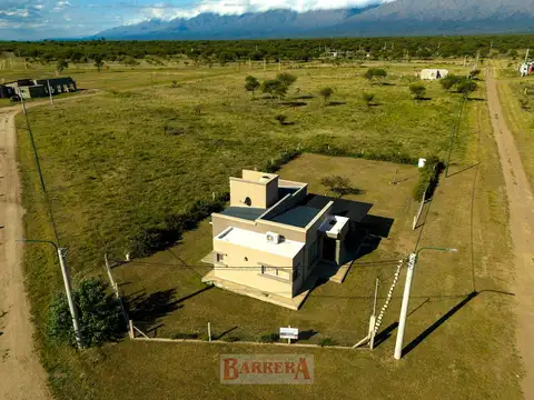 Casa en Venta en Solares Del Valle, USD 95.000
