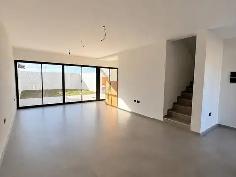 Casa en Venta en Manantiales 2, USD 160.000