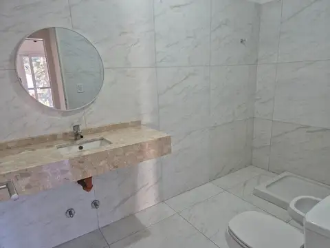 Departamento en Alquiler con 1 cocheras
