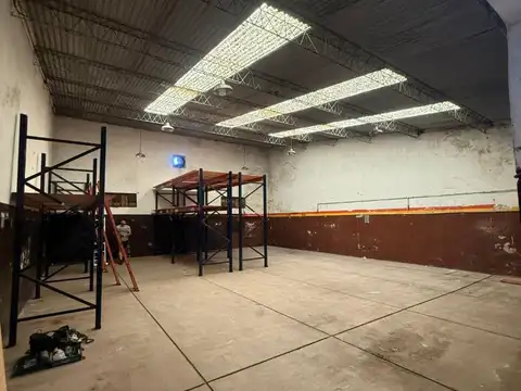 Galpón en alquiler Moron Sur