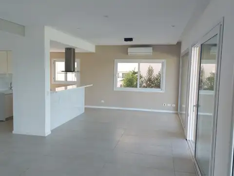 Casa en Alquiler de 5 dormitorios