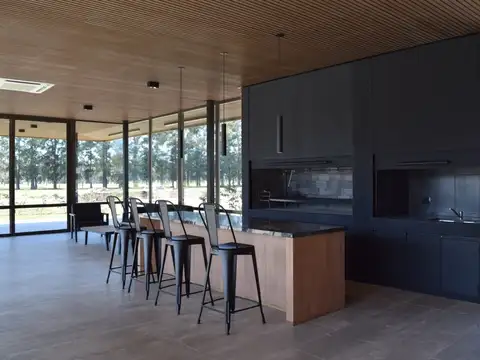 Terreno en Venta en La Lonja, USD 75.000