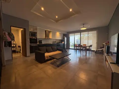 Marcos Avellaneda 1100