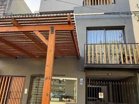 COMPLEJO COMPLET0: 8 DTPS ,DUPLEX Y LOCAL COMERC.