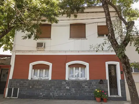 Venta Casa - 3 Dormitorios - Ph - Echesortu