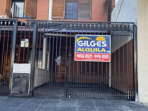 Alquiler Duplex 3 amb c patio y cochera en Ramos Mejia