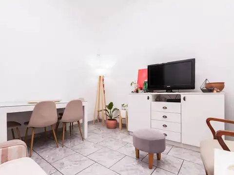 Hermoso PH de 2 amb, con patio. Lanus este