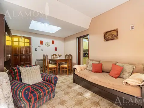 Depto Tipo Casa en Venta en Ramos Mejia Norte, USD 75.000