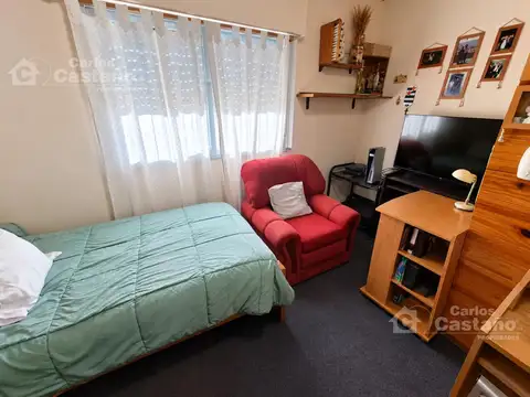 Depto Tipo Casa en Venta con 1 cocheras