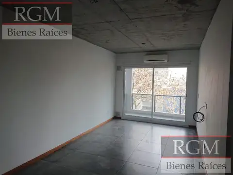 Departamento en Alquiler en Echesortu, $ 600.000