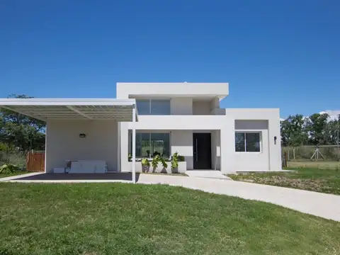 Casa en Venta en San Juan Chico, USD 370.000
