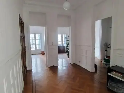 ¡EXCLUSIVO SEMIPISO ESTILO FRANCÉS EN VENTA EN CONGRESO!