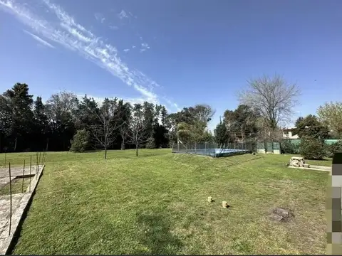 OPORTUNIDAD! CASA QUINTA EN GENERAL RODRIGUEZ CON PILETA LCF