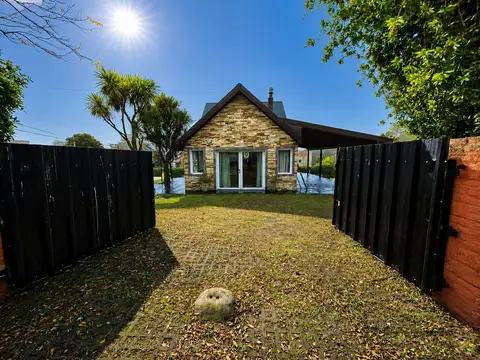 Casa en Venta en Sierra De Los Padres, USD 160.000