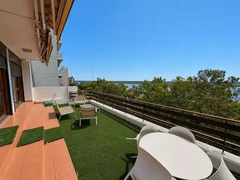 Departamento 6 ambientes con 2 baños