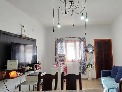Depto Tipo Casa en Venta de 3 ambientes