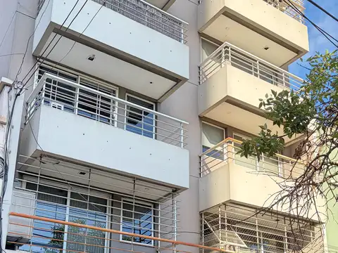 Avenida José María Moreno 1300, Piso 9