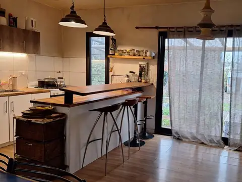 Casa de Dos Dormitorios en Alquiler en Los Cardales