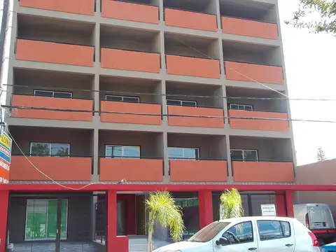 Departamento en venta 2 ambientes con cochera.