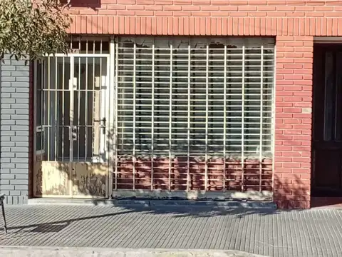 VENTA LOCAL FRENTE + VIVIENDA CALLE SAN JUAN