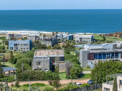 Casa en venta en Manantiales con vista al mar