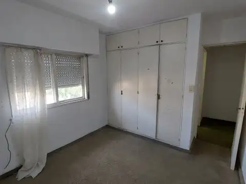 RODRIGUEZ Y PELLEGRINI.  SEMIPISO EN VENTA