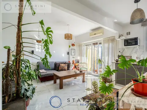 Alquiler temporal amoblado | 3 ambientes en Retiro | Piso alto con balcón y vista abierta