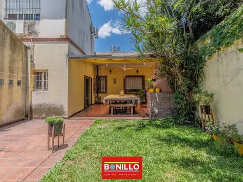 Depto Tipo Casa 5 ambientes con 2 baños