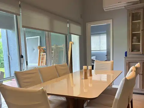 Casa en Alquiler de 3 dormitorios