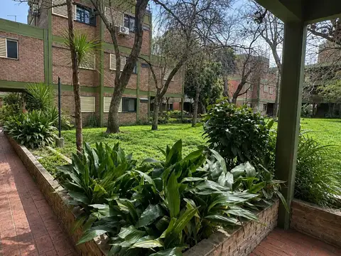 VENTA DEPTO 3 AMB PB APTO CREDITO MORON