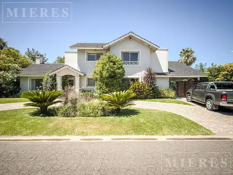 Casa en venta en La Pradera