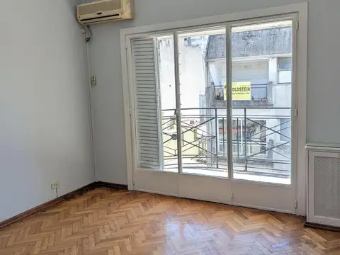 Departamento en venta - 4 Dormitorios 2 Baños - 115Mts2 - Once