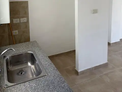 Departamento en Alquiler con 1 cochera