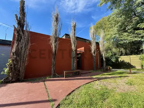 De la Chacarera 1500, Piso 0