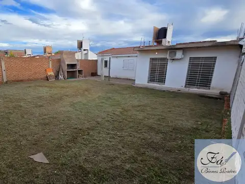 Casa en Alquiler al Oeste